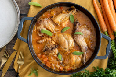 Kaninchenbraten in Weißweinsauce