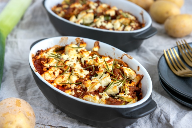 Kartoffelauflauf mit Hackfleisch und Feta | Rezept - eat.de