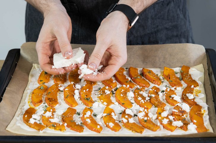 Feta darüber bröseln