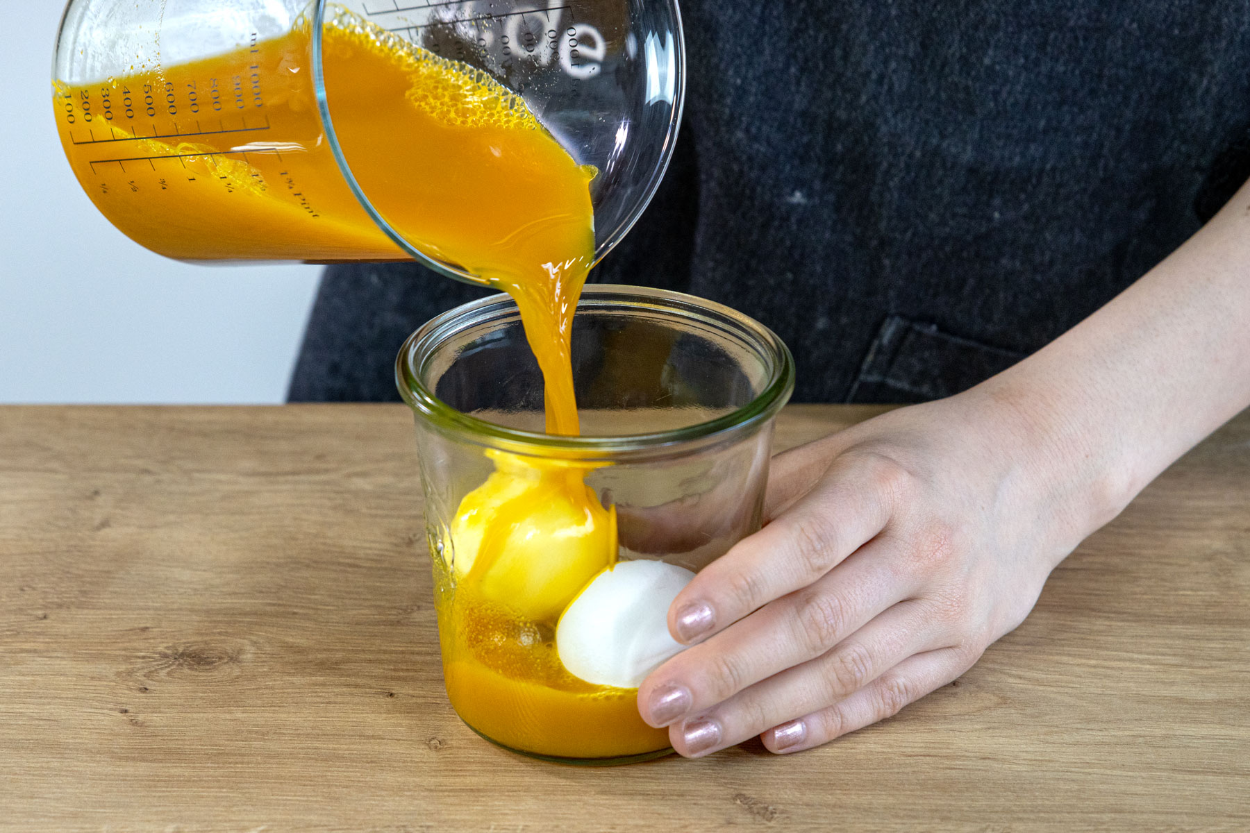 Eier Mit Kurkuma Frben