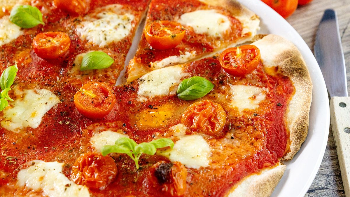 Pizzateig ohne Hefe und Backpulver | Rezept - eat.de