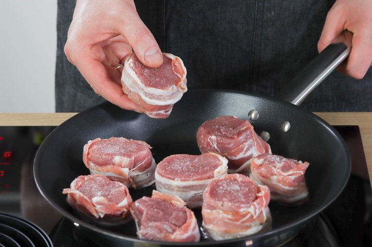 Schweinemedaillons anbraten