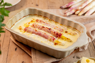 Überbackene Schinken-Spargel-Röllchen