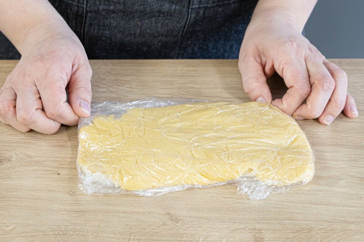 Pudding einwickeln und abkühlen lassen