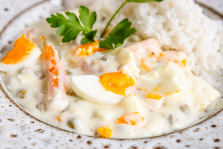 Eierfrikassee nach DDR-Rezept mit Reis