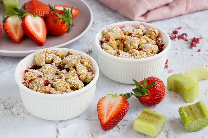 Erdbeer Rhabarber Crumble