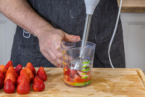 Erdbeeren pürieren
