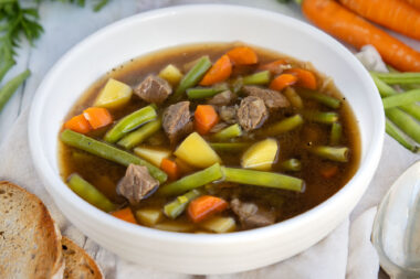 Grüner Bohneneintopf mit Rindfleisch