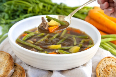 Grüner Bohneneintopf mit Rindfleisch