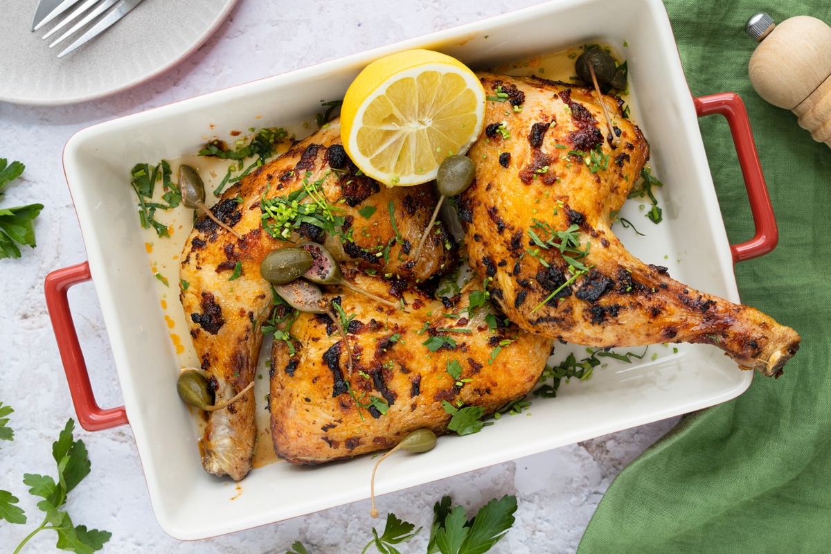 Hähnchenschenkel marinieren: würzige Marinade | Rezept - eat.de