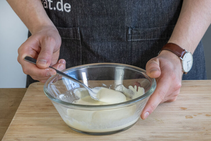 Joghurt verrühren