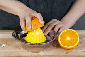 Orange auspressen