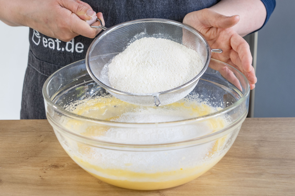 Sanella Spiegeleikuchen | Rezept