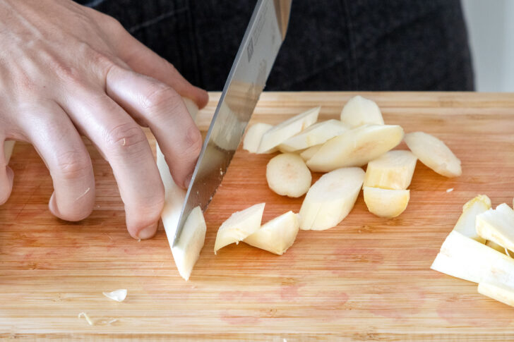 Spargel schneiden