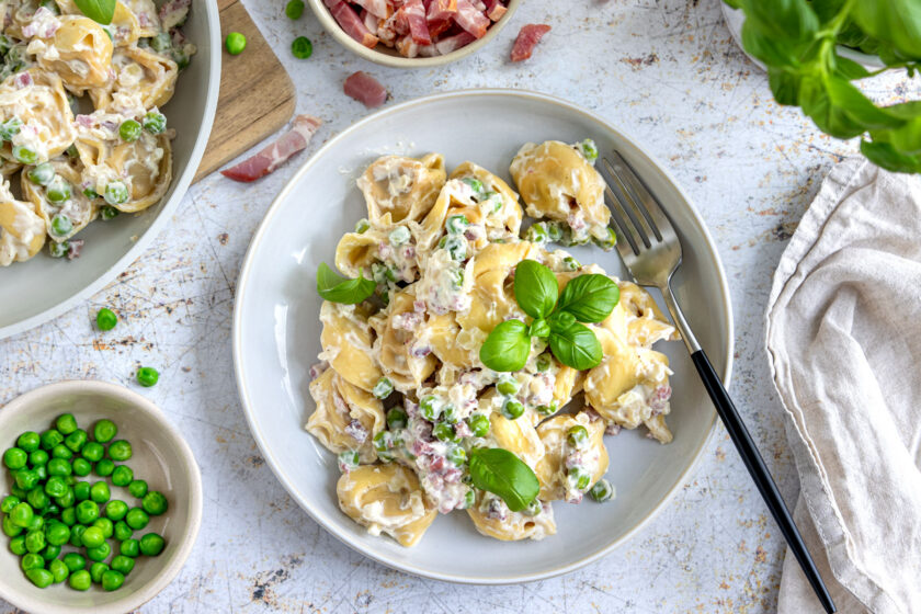 Tortellini mit Käse-Sahne-Soße