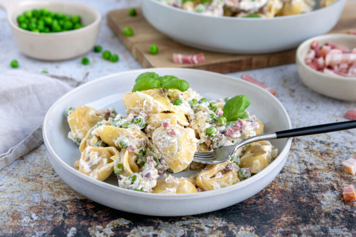 Tortellini mit Käse-Sahne-Soße