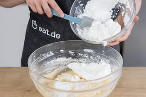 Eischnee unterheben