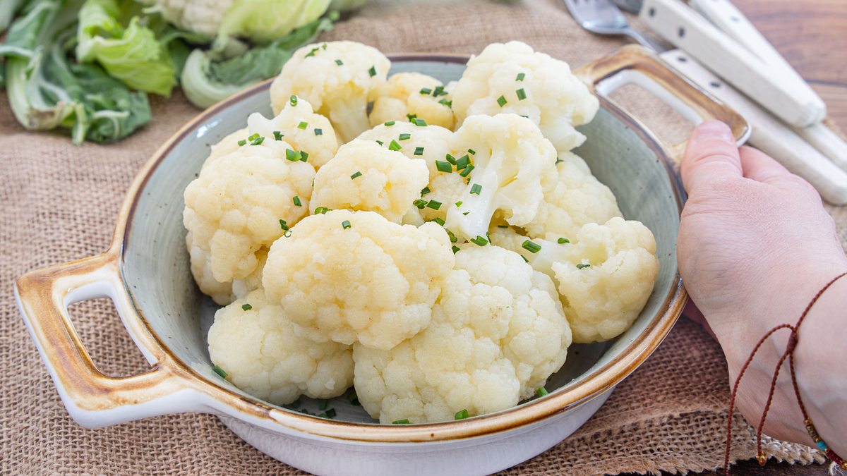 Blumenkohl kochen in 4 Schritten | Rezept - eat.de