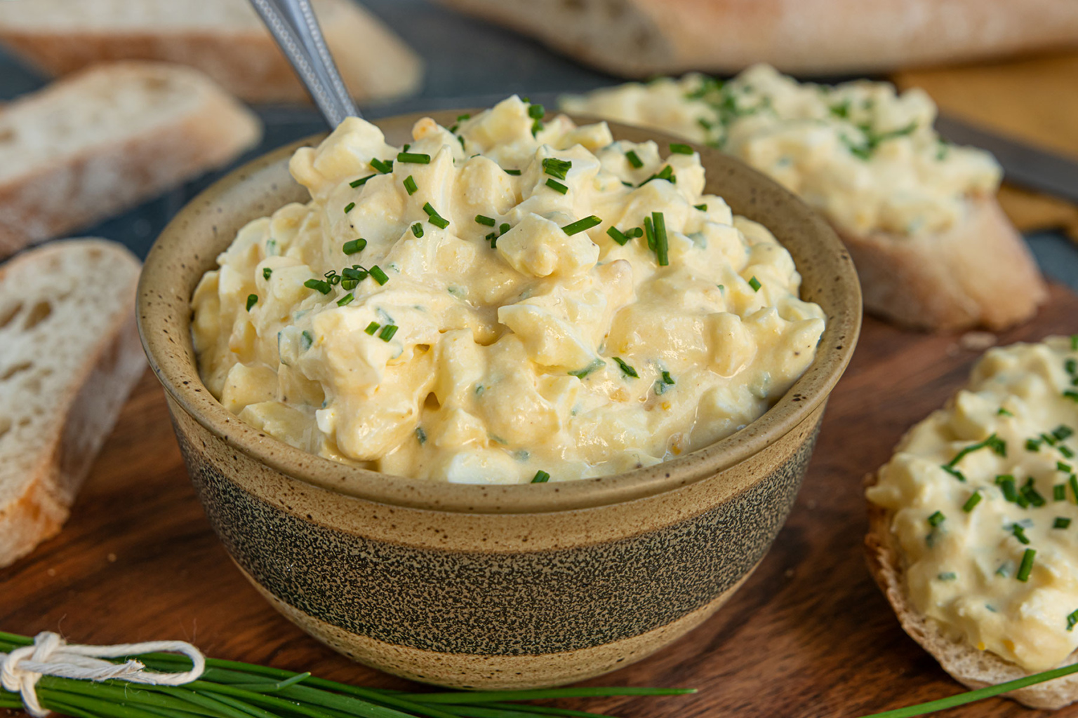 Eiersalat ohne Mayonnaise | Rezept - eat.de