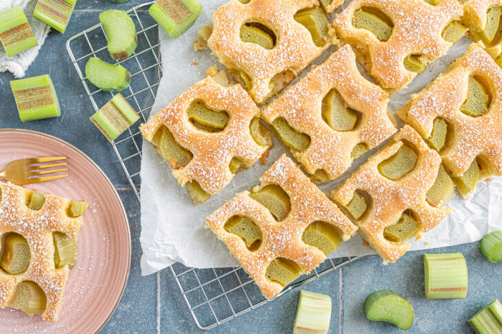 einfacher Rhabarberkuchen vom Blech