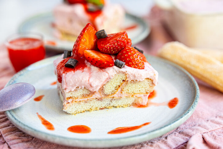 schnelles Erdbeer-Tiramisu ohne Ei