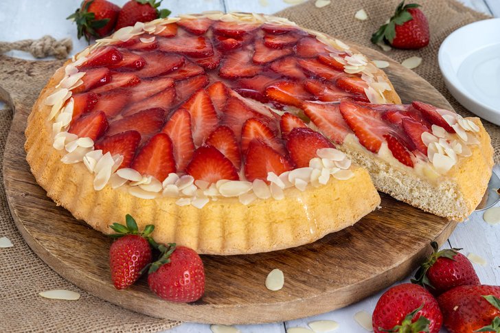 Erdbeerkuchen mit Vanillepudding