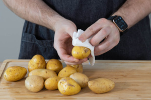 Kartoffeln trocken tupfen