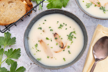 klassische Spargelcremesuppe