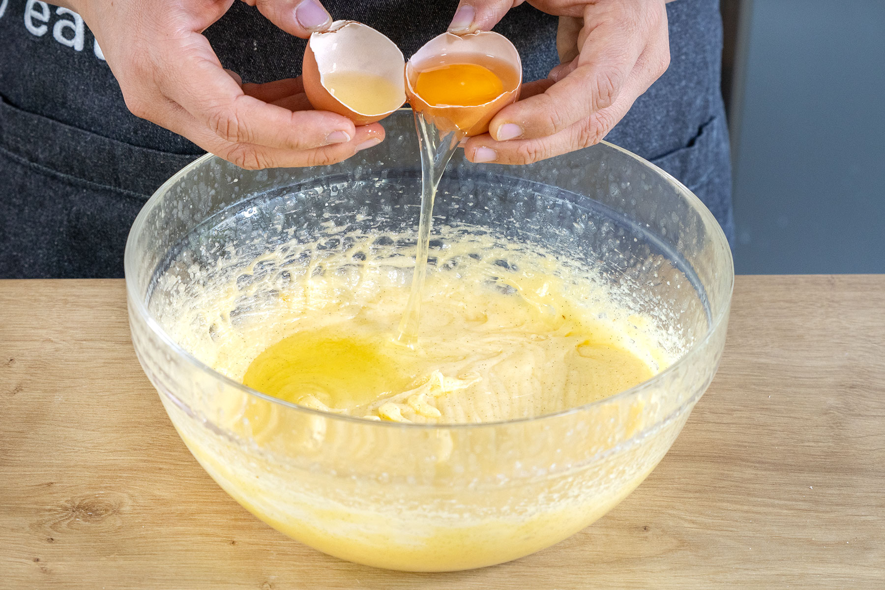 Eier einzeln in untermixen