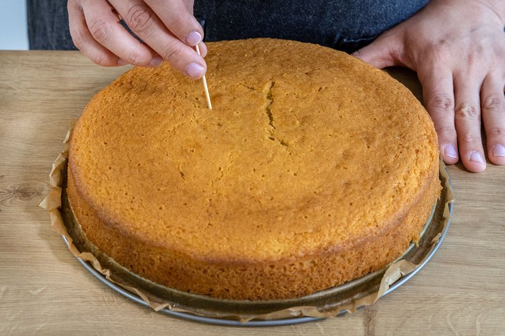 Kuchen einstechen