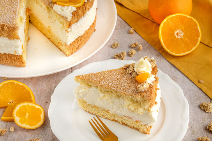 Quark-Sahne-Torte mit Mandarinen