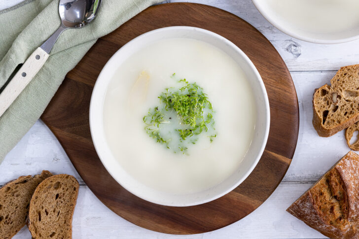 Klassische Spargelsuppe