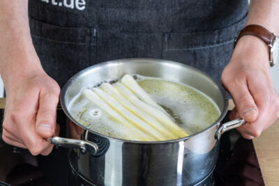 Weißen Spargel kochen