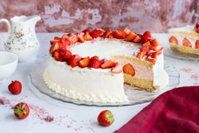 Erdbeer-Sahne-Torte