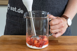 Erdbeeren pürieren