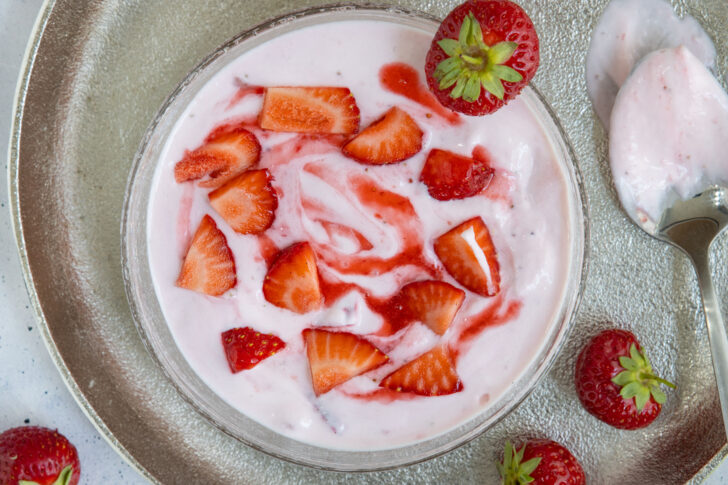 Erdbeerquark mit Sahne