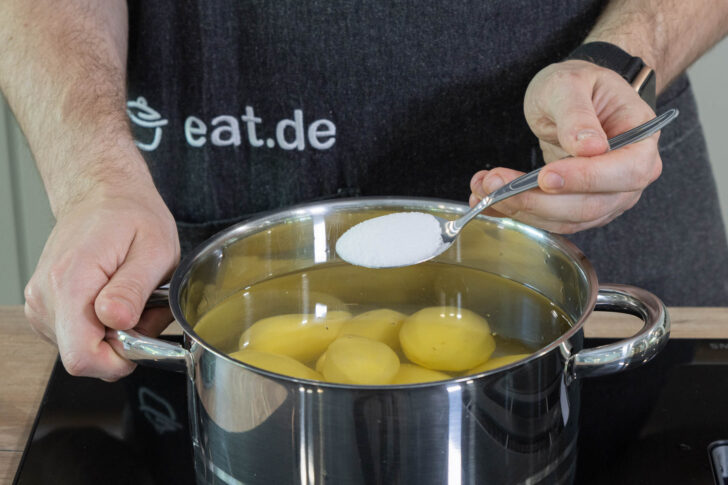 Salz dazugeben