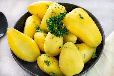 Festkochende Kartoffeln kochen