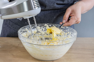 Pudding unterheben