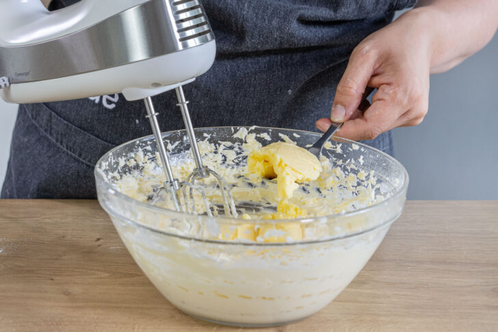 Pudding unterheben