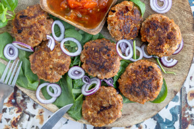 Buletten-Rezept: Frikadellen mit Paniermehl
