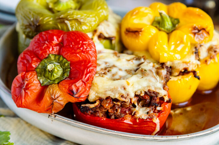Gefüllte Paprika mit Hackfleisch und Käse