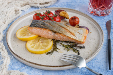 Lachs mit Haut braten