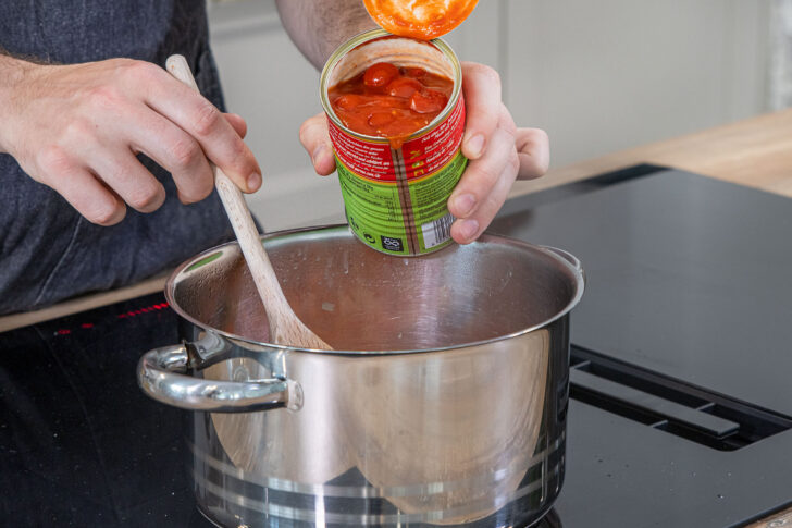 Tomaten hinzufügen