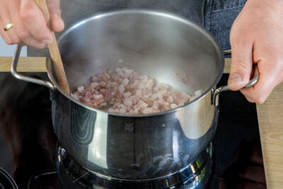 Speck auslassen