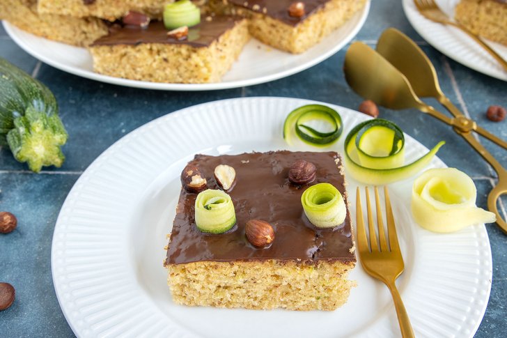 Saftiger Zucchinikuchen vom Blech