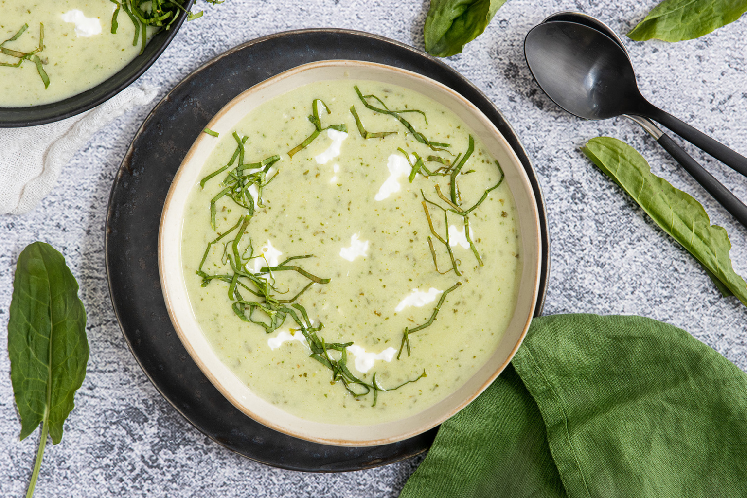 Cremige Sauerampfersuppe | Rezept - eat.de