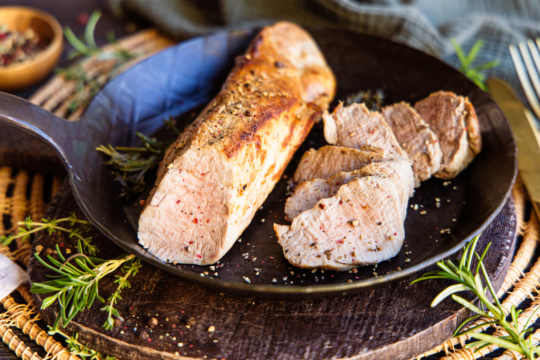 Schweinefilet in der Pfanne braten