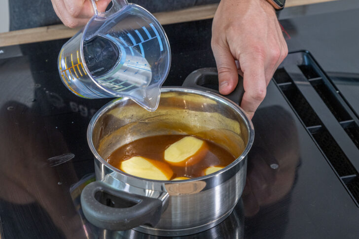 mit Wasser strecken