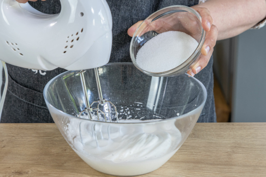 Einfaches Baiser Grundrezept | Rezept - eat.de